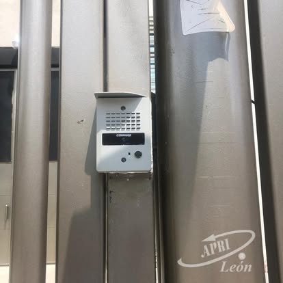 Interfones videoporteros León — APRI Seguridad